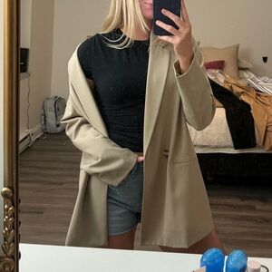 H&M OVERSIZED BEIGE BLAZER
